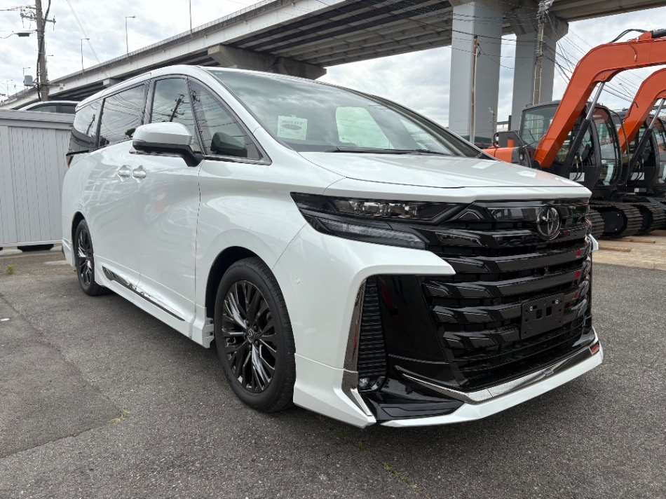 Toyota Vellfire 2.4 Z Premier 2025 White — BMT 2295