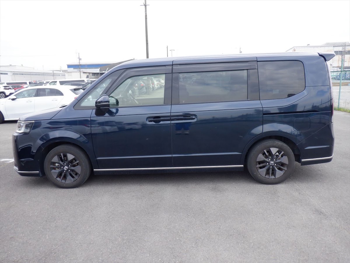 Honda Stepwagon Spada 2023 Blue — SA 2121