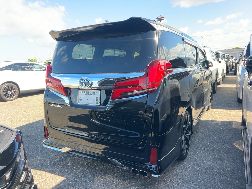 Toyota Alphard 2.5 SC 2022 Black — WN 294