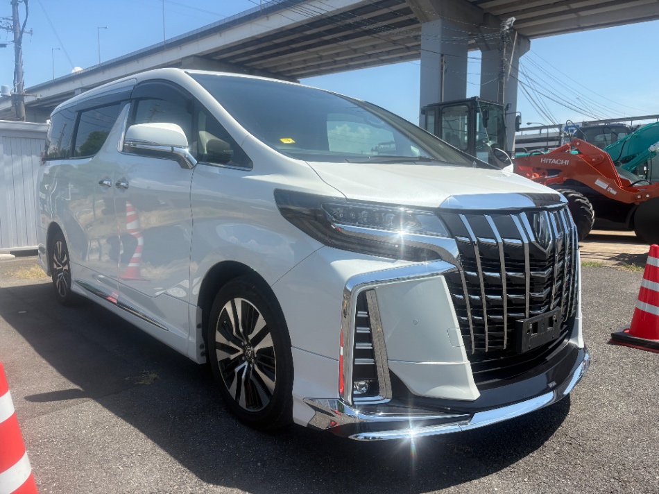 Toyota Alphard 2.5 SC 2022 White — DC 736