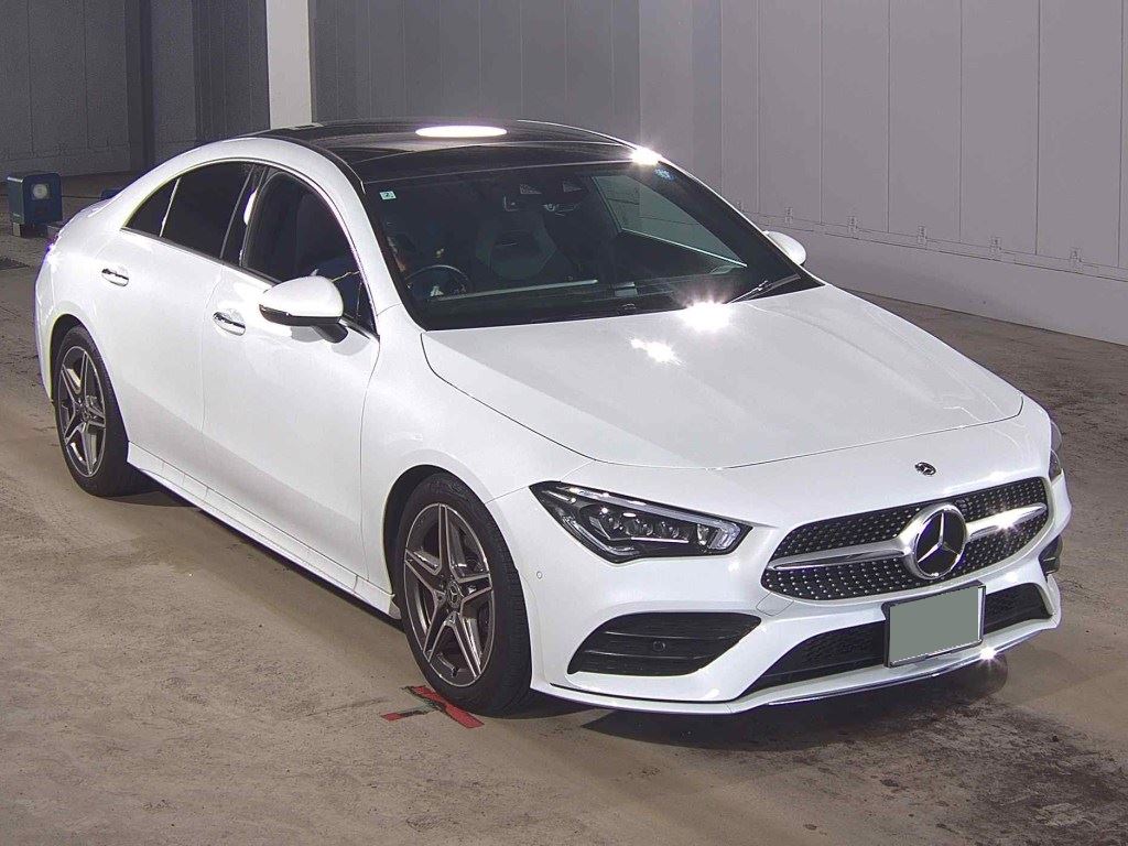 Mercedes Benz CLA180 AMG Line 2022 White — BM 2490