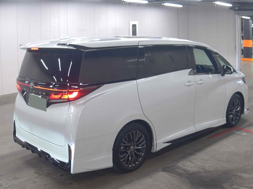 Toyota Vellfire 2.4 Z Premier 2025 White — EW 448